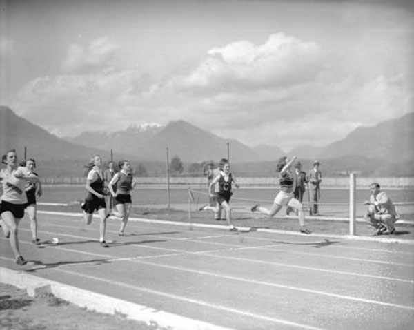 Girls running in 1935, Brockton Point