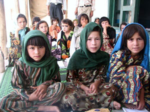 girls-class-in-afghanistan.jpg