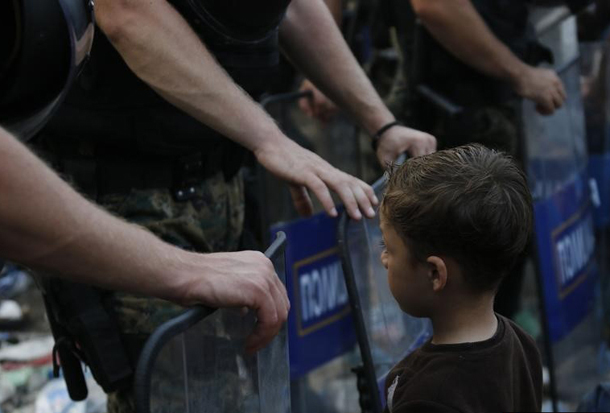 Macedonia refugee child