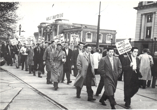 582px version of Picketing shipworkers in Vancouver, 1949