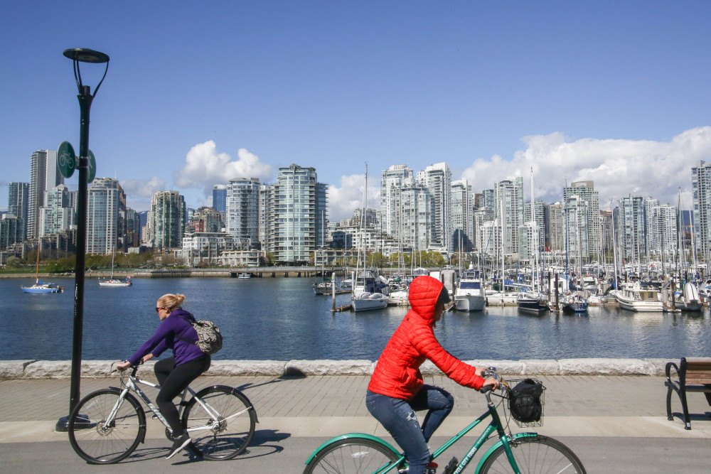 VancouverCyclistsSeawall.jpg