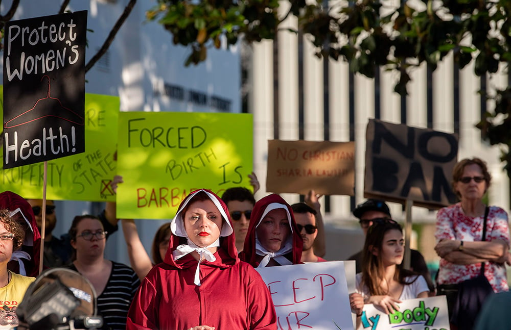 WomenAbortionMarch.jpg