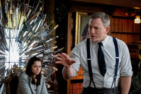 ‘Knives Out’: An Old-Fashioned Murder Mystery with a Chef’s Surprise