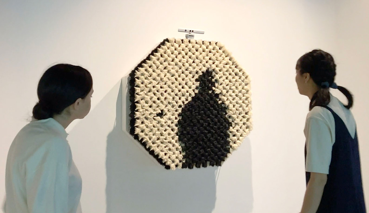 851px version of NewMediaGalleryPomPomInstallation.jpg