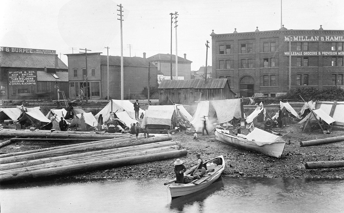 FirstNationsEncampmentVancouver1898BW.jpg