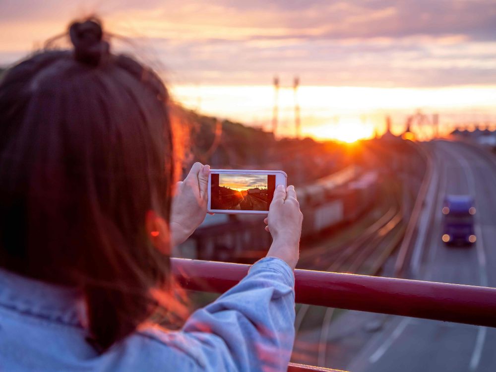 Social Media Limits Our Emotional Range