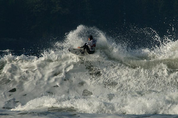 Peter Devries, surfing