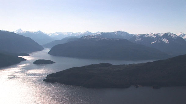 582px version of Aerial view of Enbridge route tankers