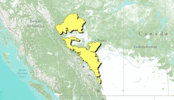 582px version of Two ranges of the Alberta foothills forest