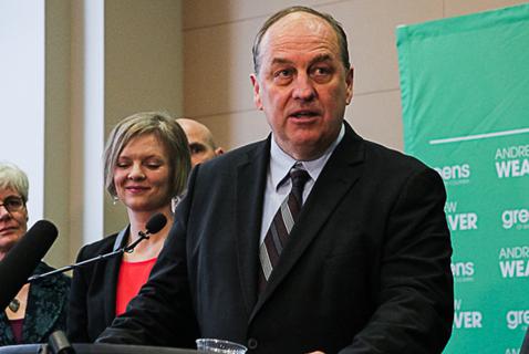 ‘Reluctant Politician’ Weaver’s Surprise Decision to Quit Greens Launches New Era