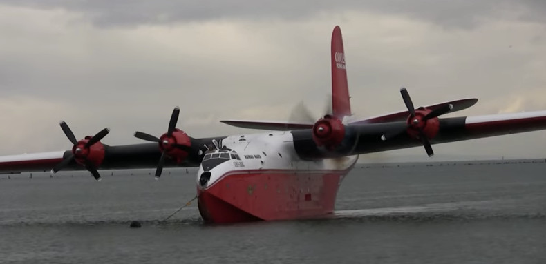 Coulson Aviation’s Mars water bomber