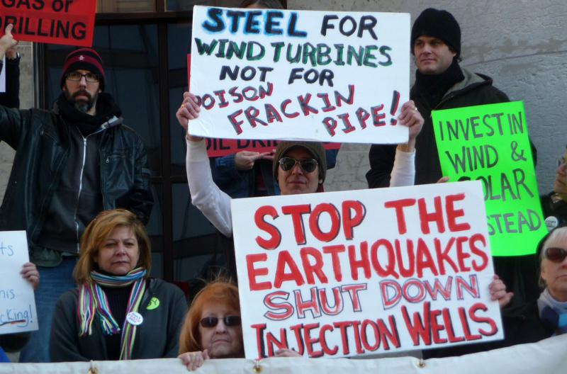 Spooked by Quakes, Oklahoma Toughens Fracking Rules