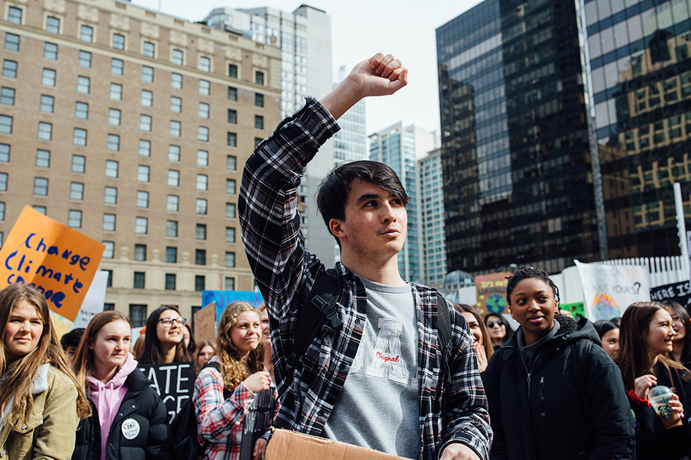 851px version of YouthClimateStrike_RaisedFist.jpg