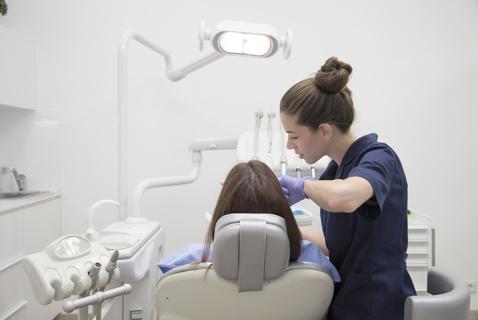Greens, NDP Promise Steps to Increase Access to Dental Care