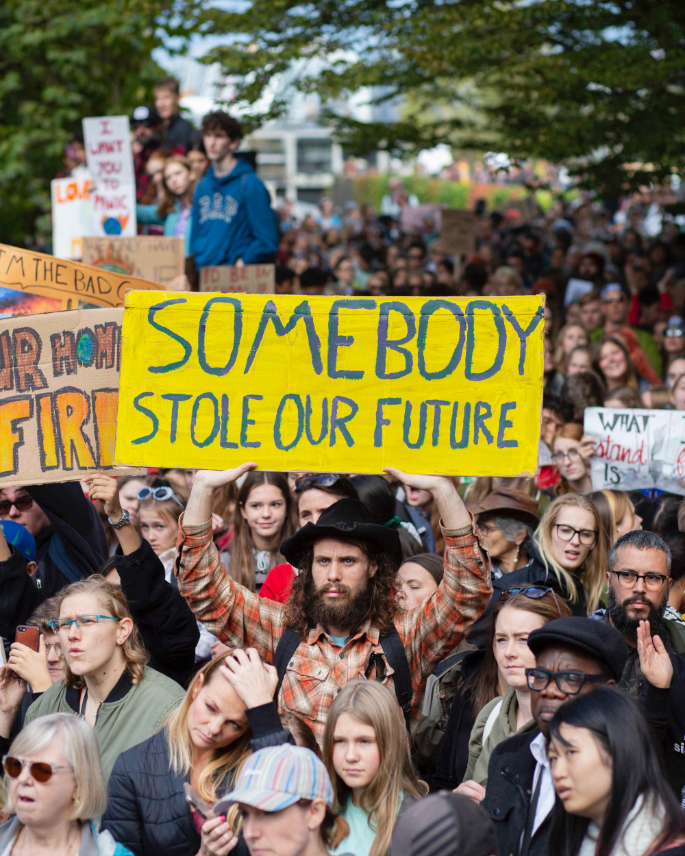 960px version of ClimateStrikeVancouverSomebodyStoleOurFuture.jpg