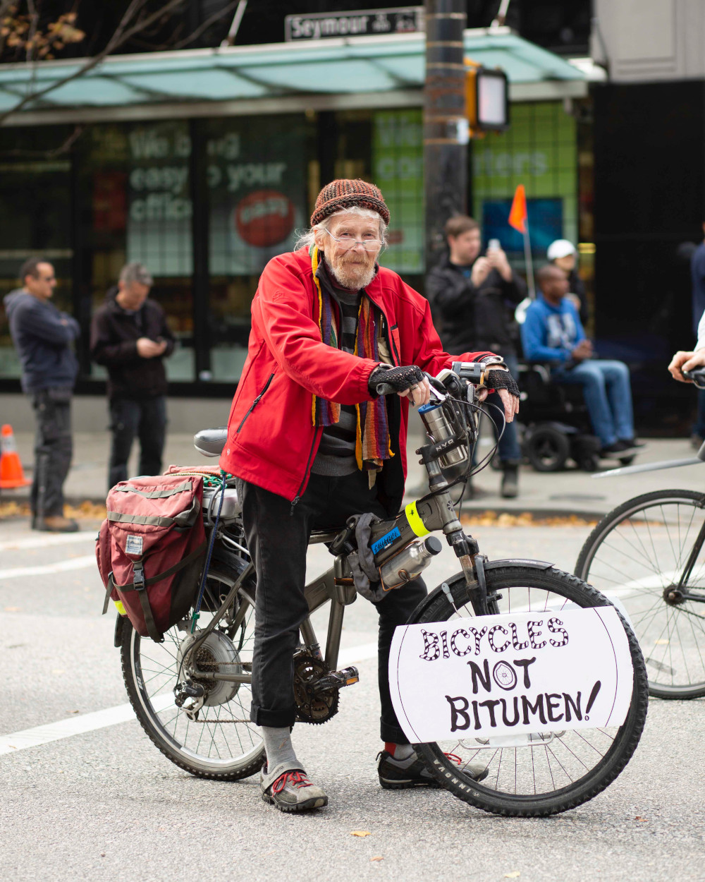 960px version of ClimateStrikeVancouverTomBike.jpg