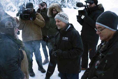 BC Green Leader Crosses RCMP Checkpoint, Visits Wet’suwet’en Camps