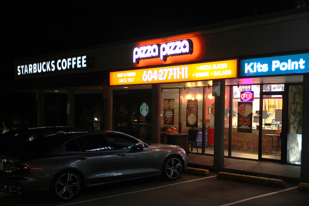 851px version of PizzaPizzaKitsilano.jpg