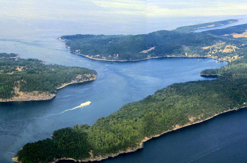 Oil Tanker Spotted in Risky Active Pass Alarms Activists