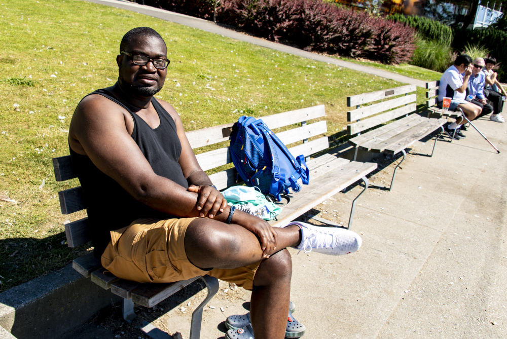 851px version of HeatWaveSaheedParkBench.jpeg