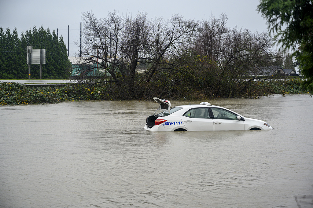 851px version of FloodedTaxi.jpg