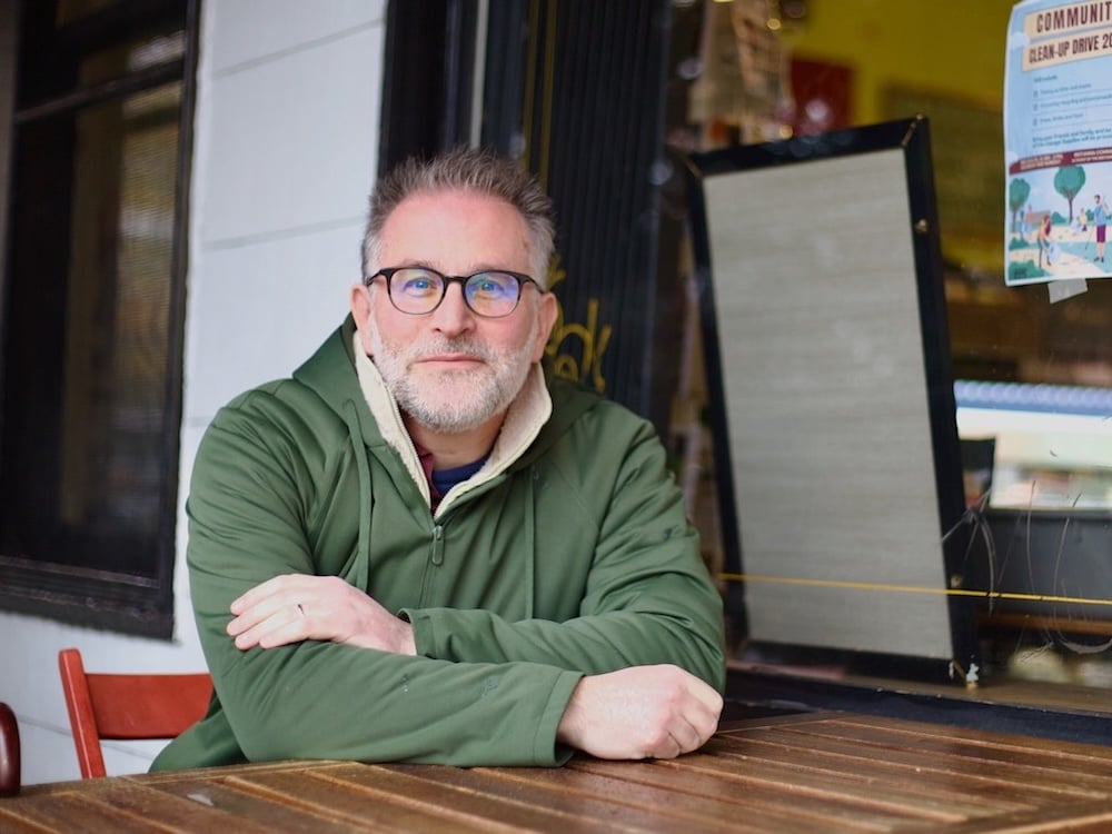 Three municipal parties are trying to find ways to work together. But it’s not exactly peace and harmony.