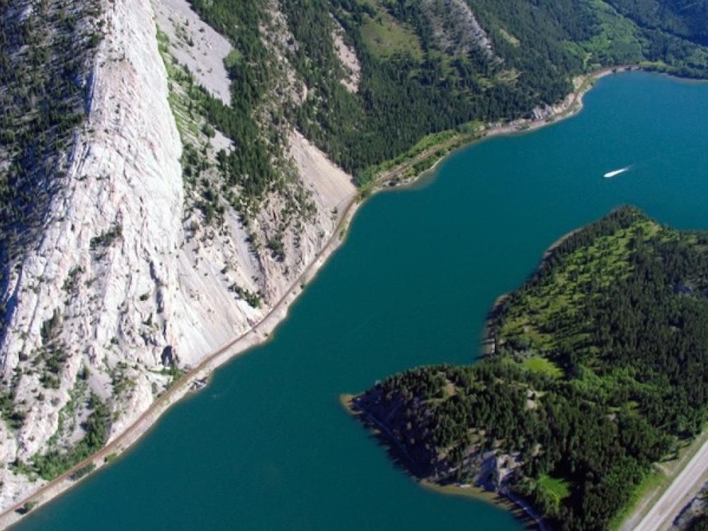 A Piikani Member Vows to Sue to Stop Selenium Pollution