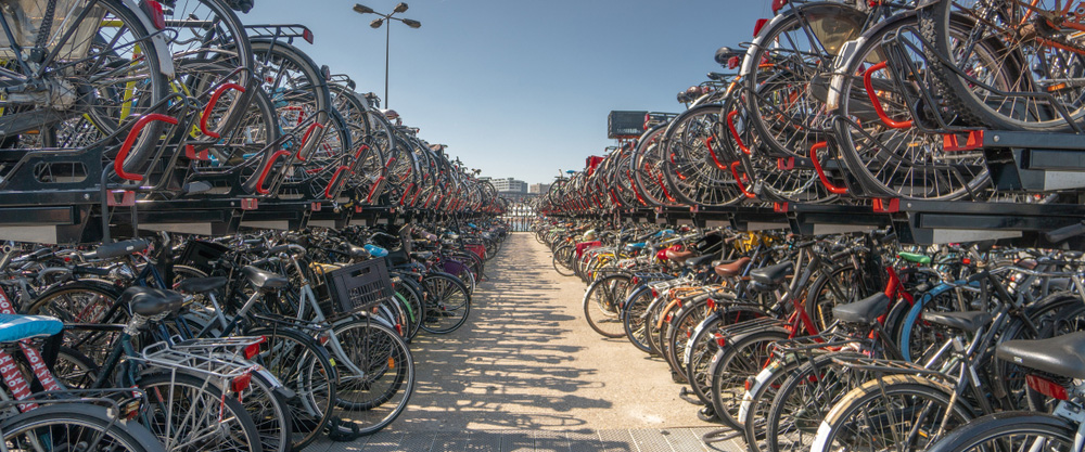 851px version of AmsterdamBikeStorage.jpg