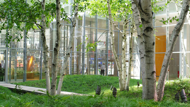 582px version of NYTimesBuildingAtrium_610px.jpg