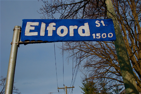 Knitted street sign